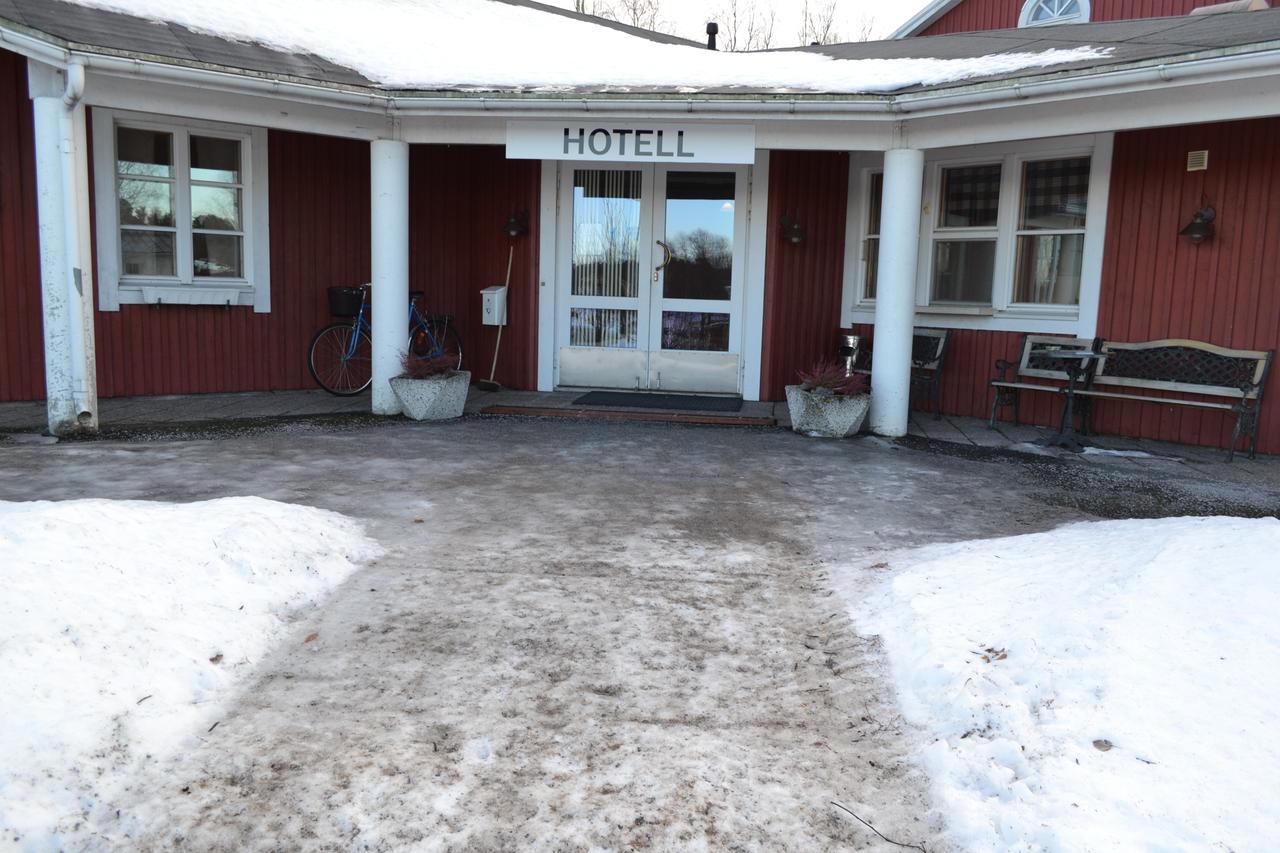 Juthbacka Hotell Uusikaarlepyy Екстер'єр фото